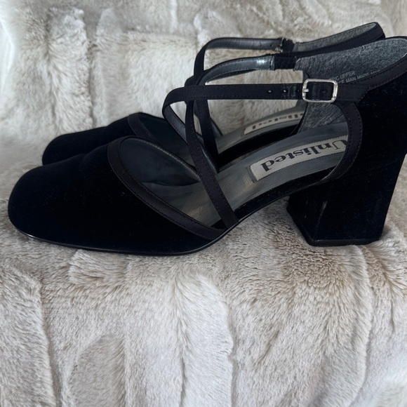 Unlisted Women's Black Cross-Strap Heels - Picture 4 of 8